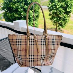 Burberry Tote